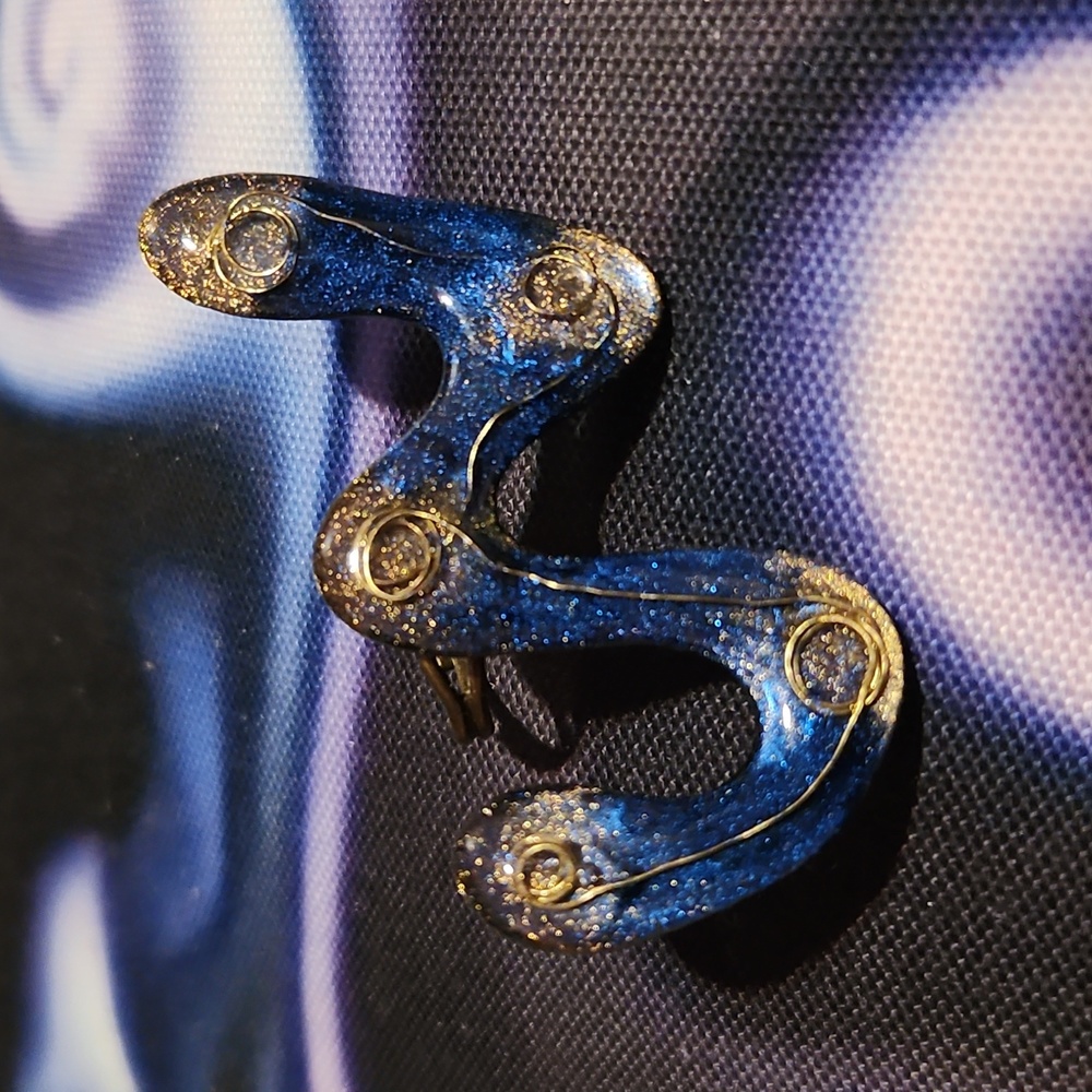 Blue and Gold Wavy Abstract Ring.